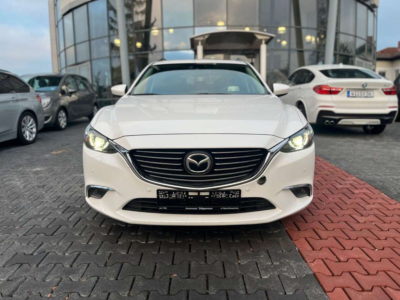 Mazda 6  2.2 D Kombi Nakama Intense Automatik 4×4
