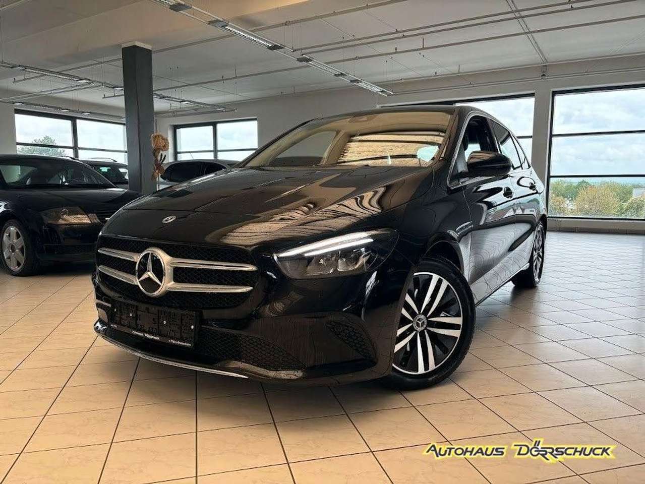 Mercedes-Benz B 200  Automatik NAVI LED. RFK. Ambiente