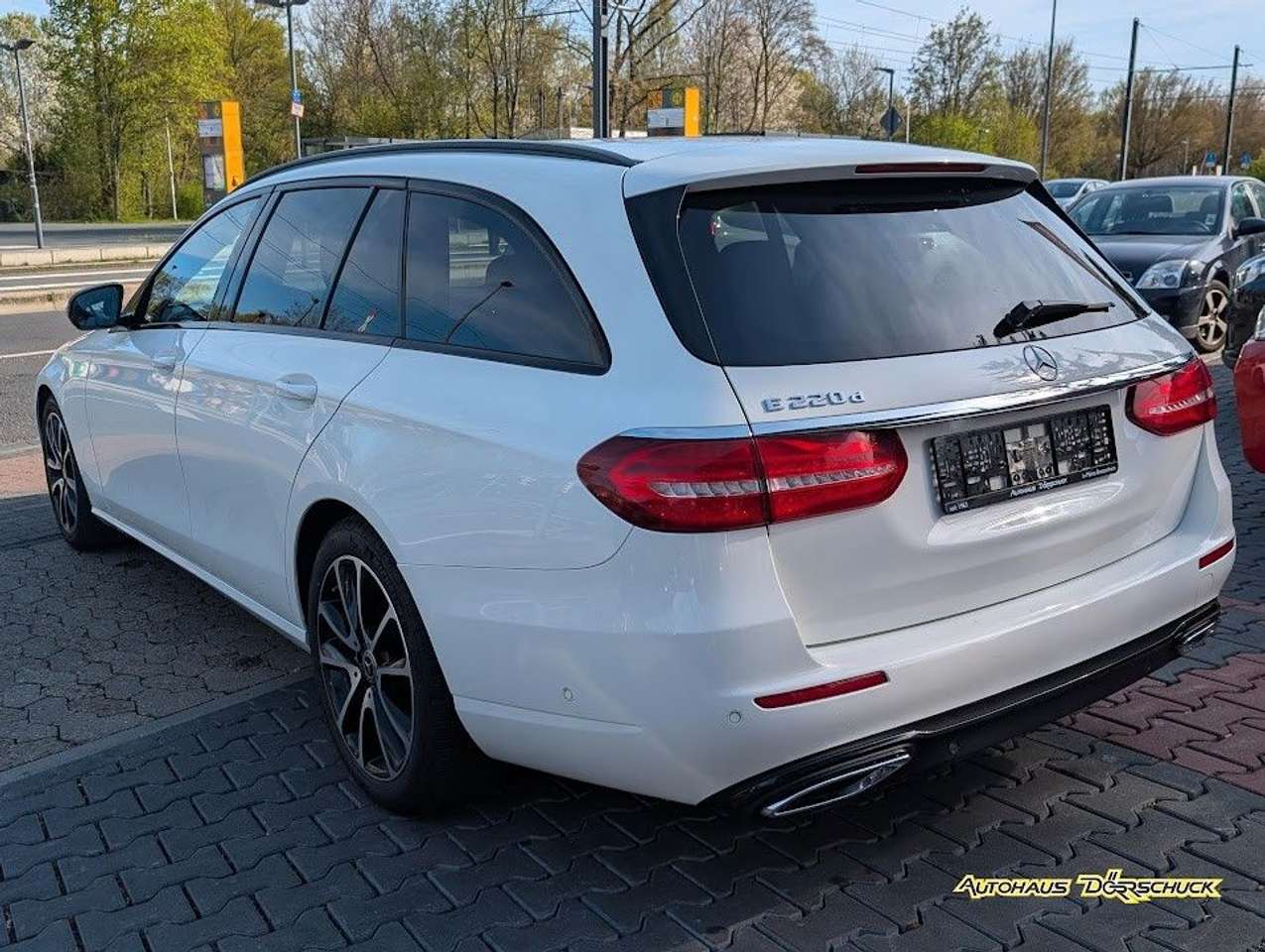 Mercedes-Benz E 220  E220d Kombi Automatik LED Avantgarde CarPlay