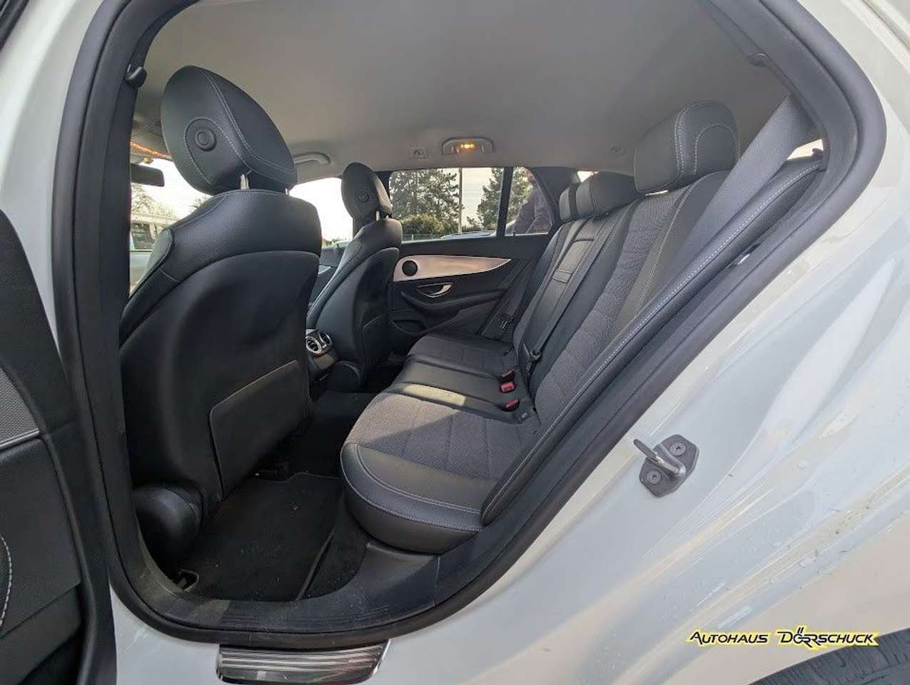 Mercedes-Benz E 220  E220d Kombi Automatik LED Avantgarde CarPlay