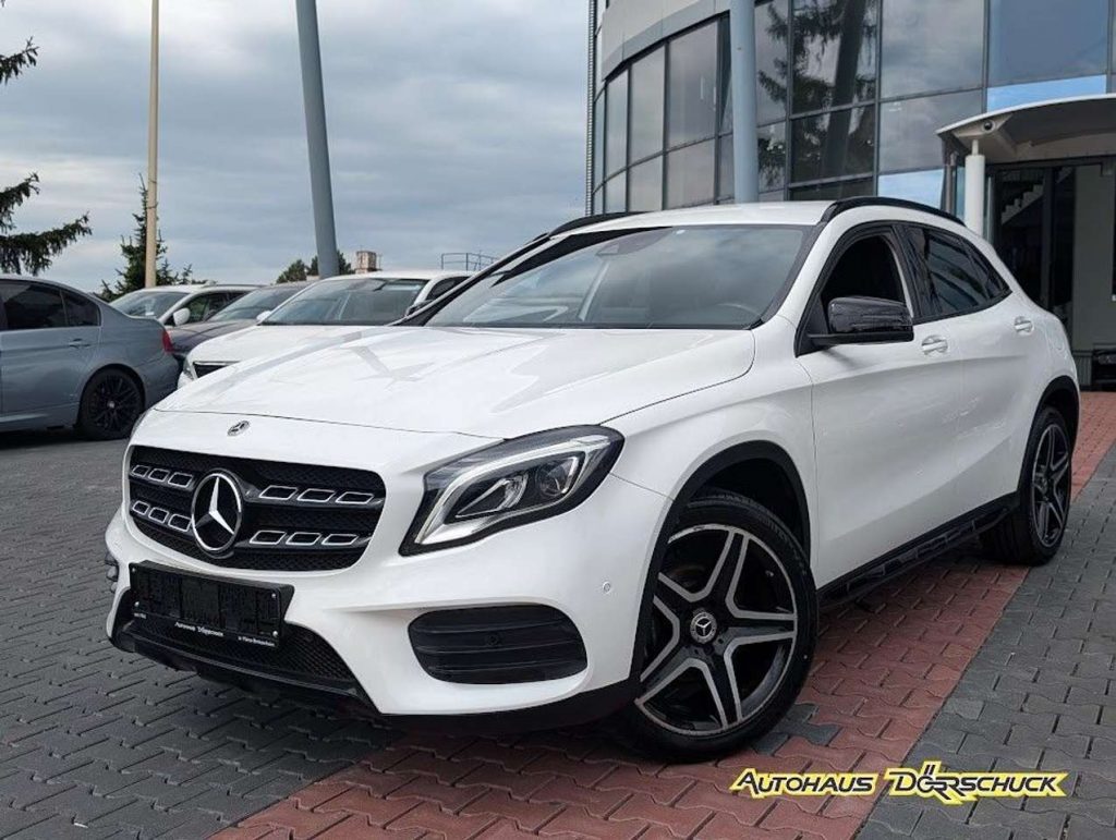 Mercedes-Benz GLA 180  AMG Line Automatik Kamera LED
