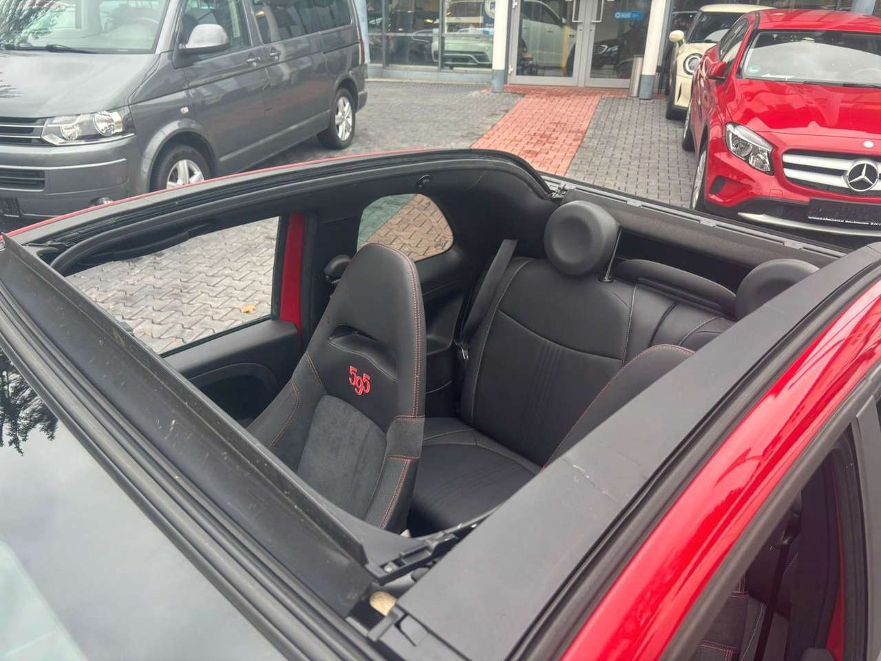 Abarth 595 Competizione  Rennsport. Cabrio. Schaltwippen
