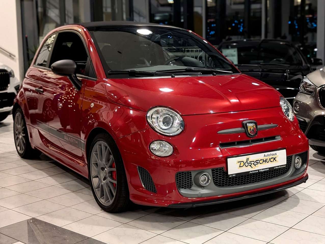 Abarth 595 Competizione  Rennsport. Cabrio. Schaltwippen