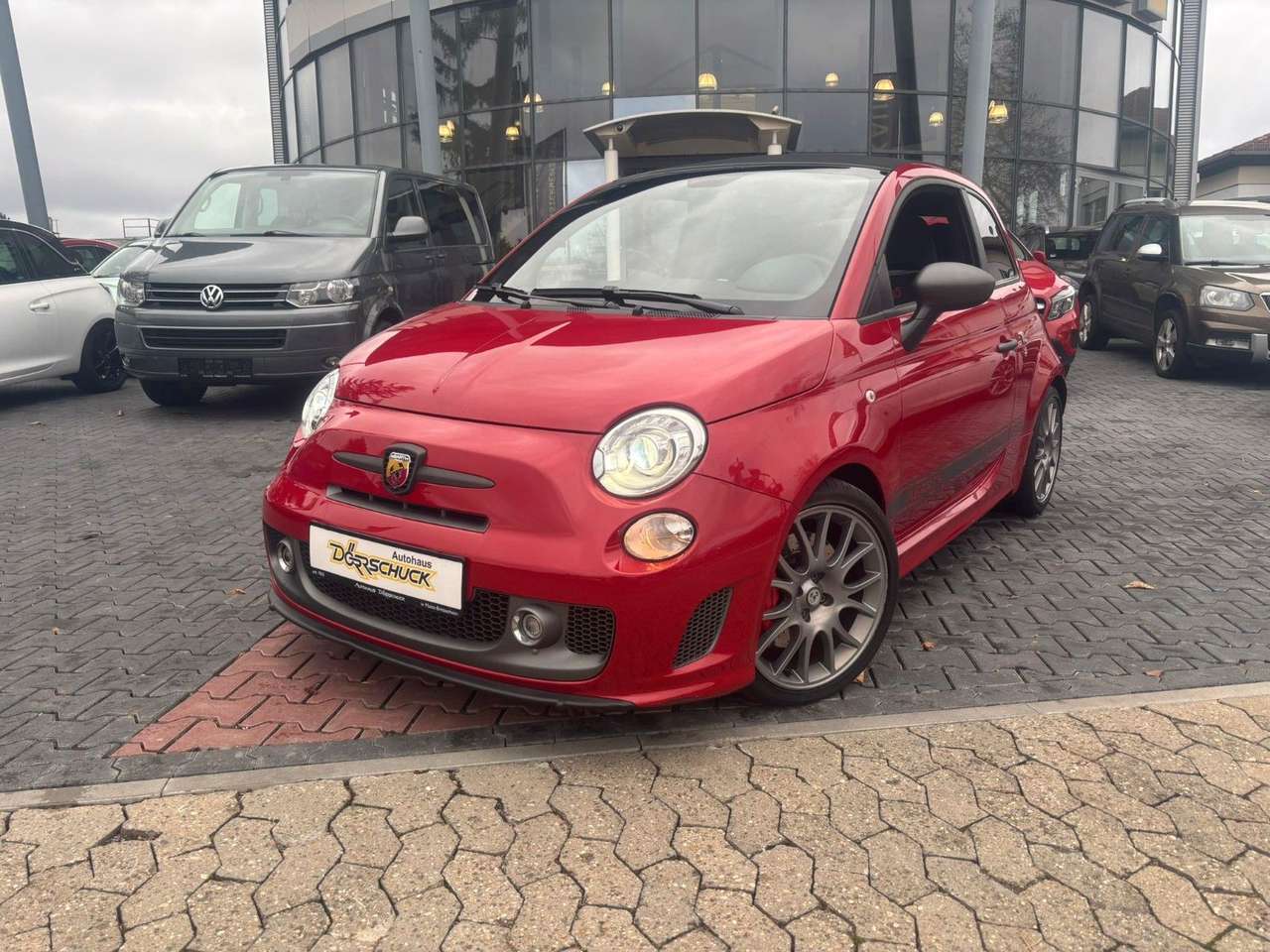 Abarth 595 Competizione  Rennsport. Cabrio. Schaltwippen