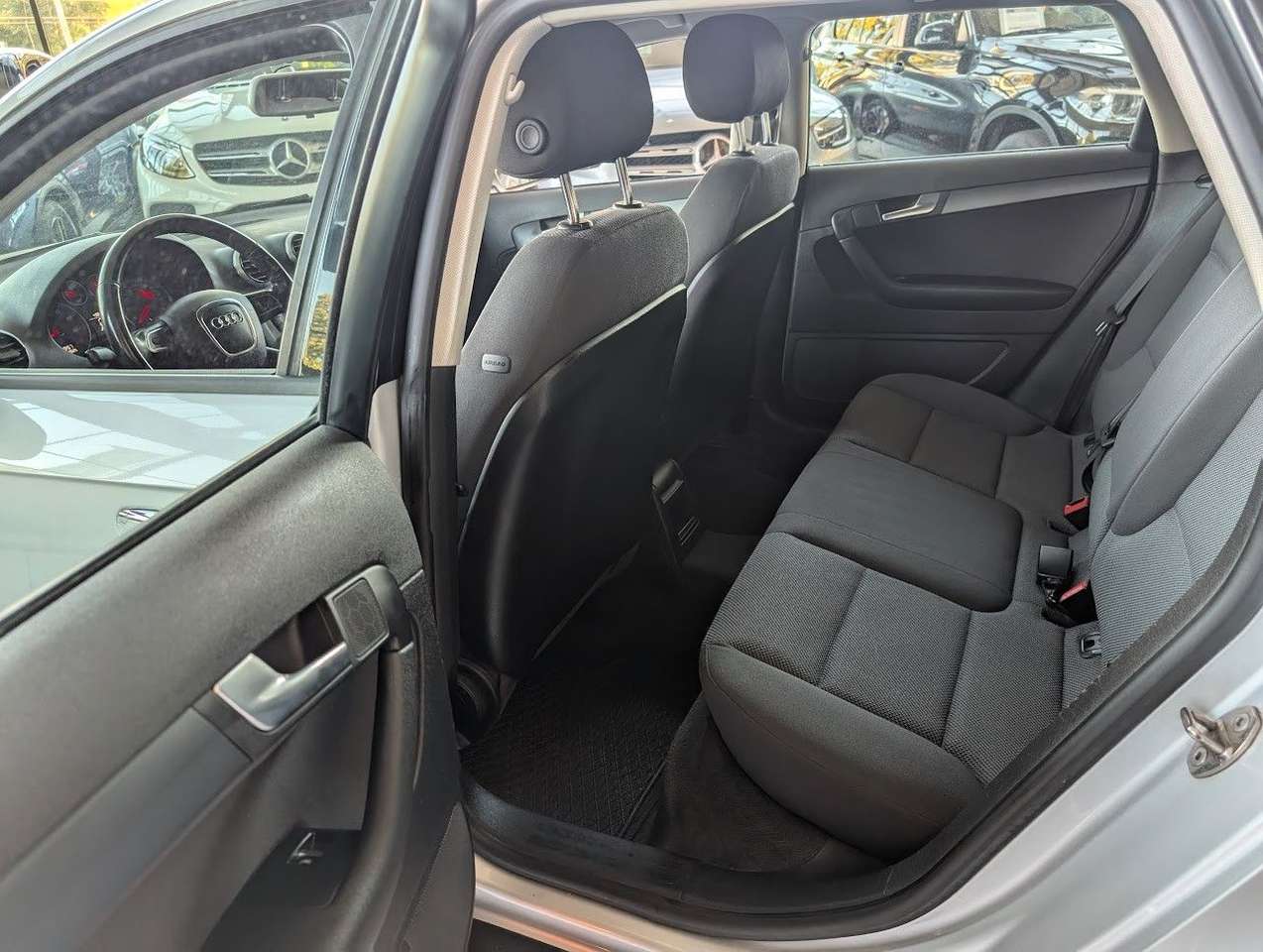 Audi A3  Sportback 1.4 TFSI Attraction Sitzheizung PDC