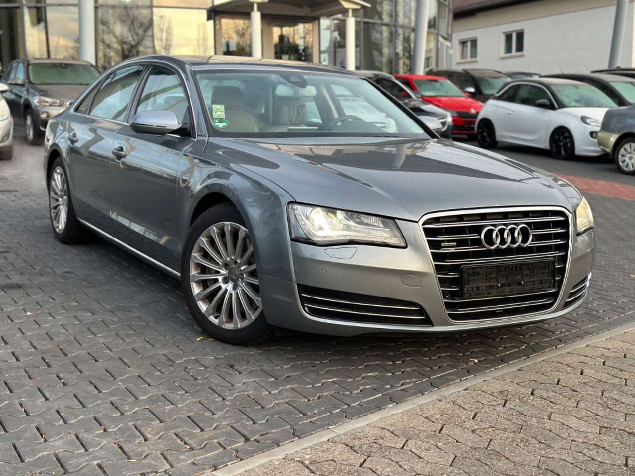 Audi A8  L 4.0 TFSI tiptronic quattro HECKROLLO