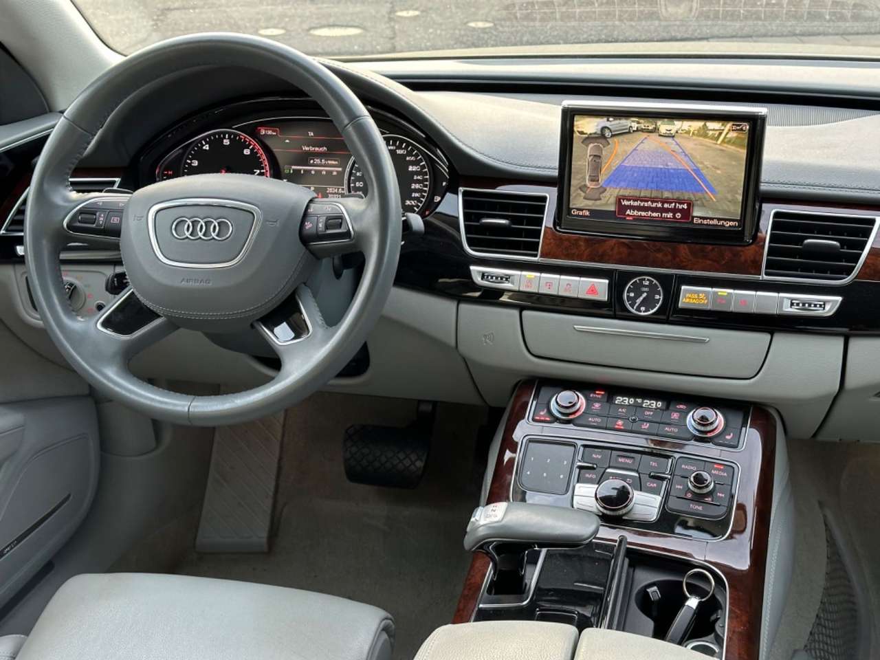 Audi A8  L 4.0 TFSI tiptronic quattro HECKROLLO