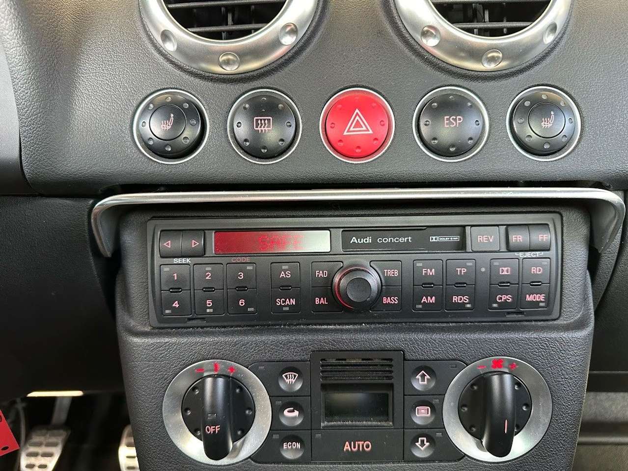 Audi TT  Coupe 1.8T quattro 2.HAND ORIGINALZUSTAND!