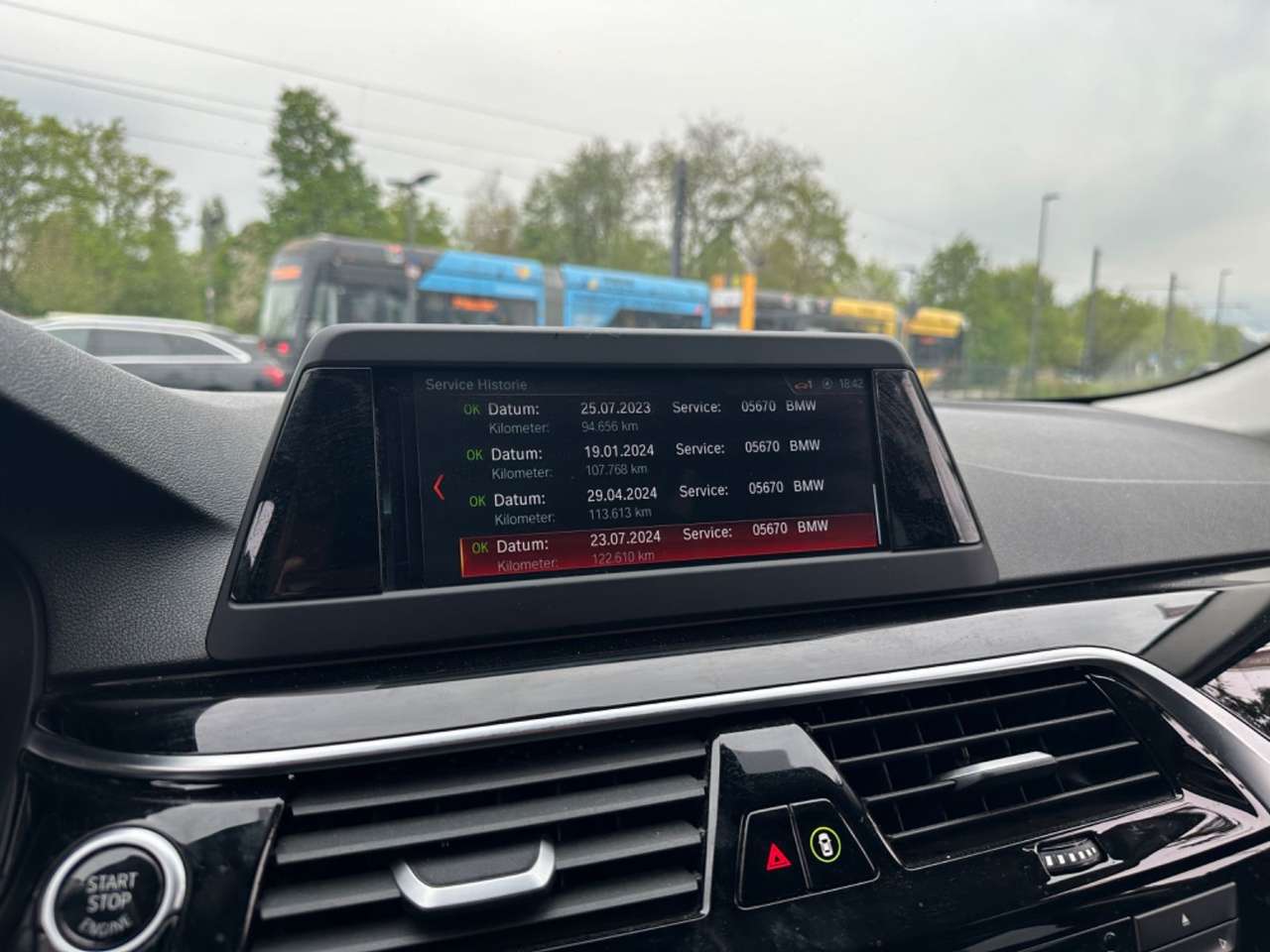 BMW 520  d ShadowLine LED Sportsitz RFK ab 299€/Monat