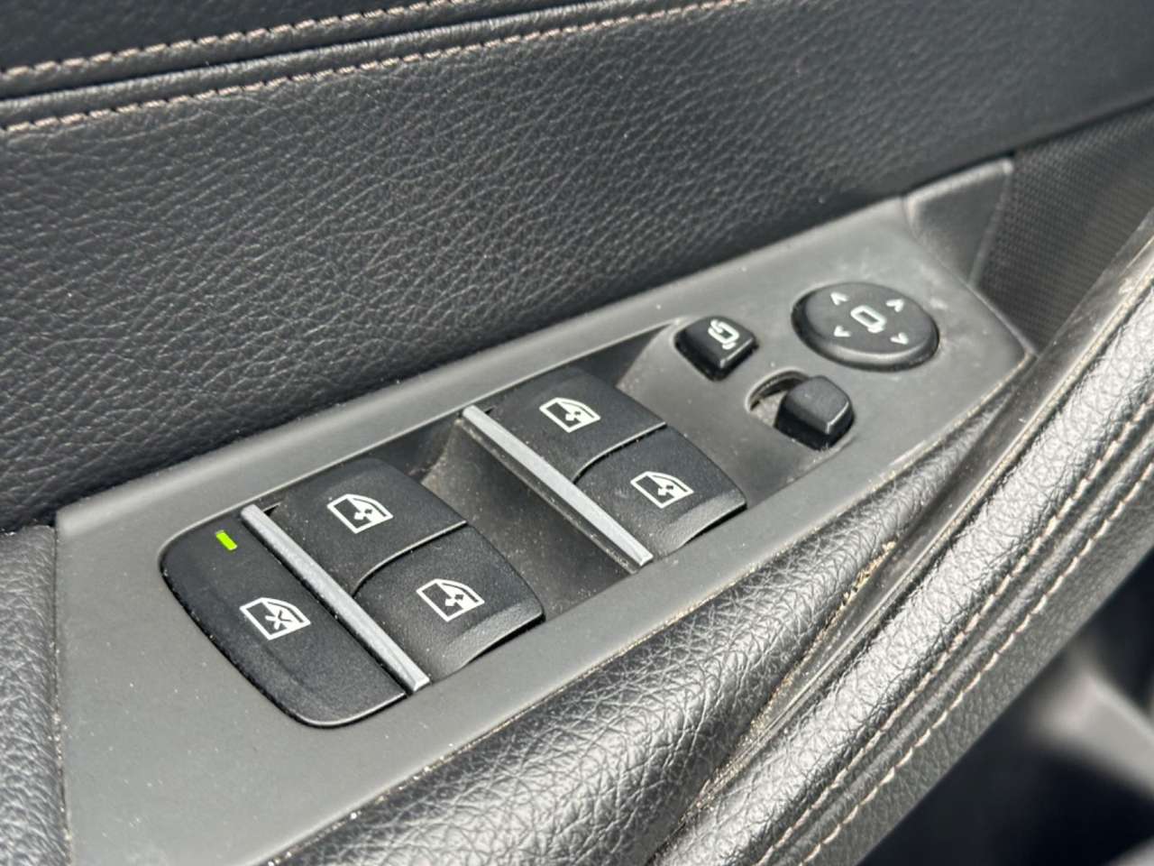 BMW 520  d ShadowLine LED Sportsitz RFK ab 299€/Monat