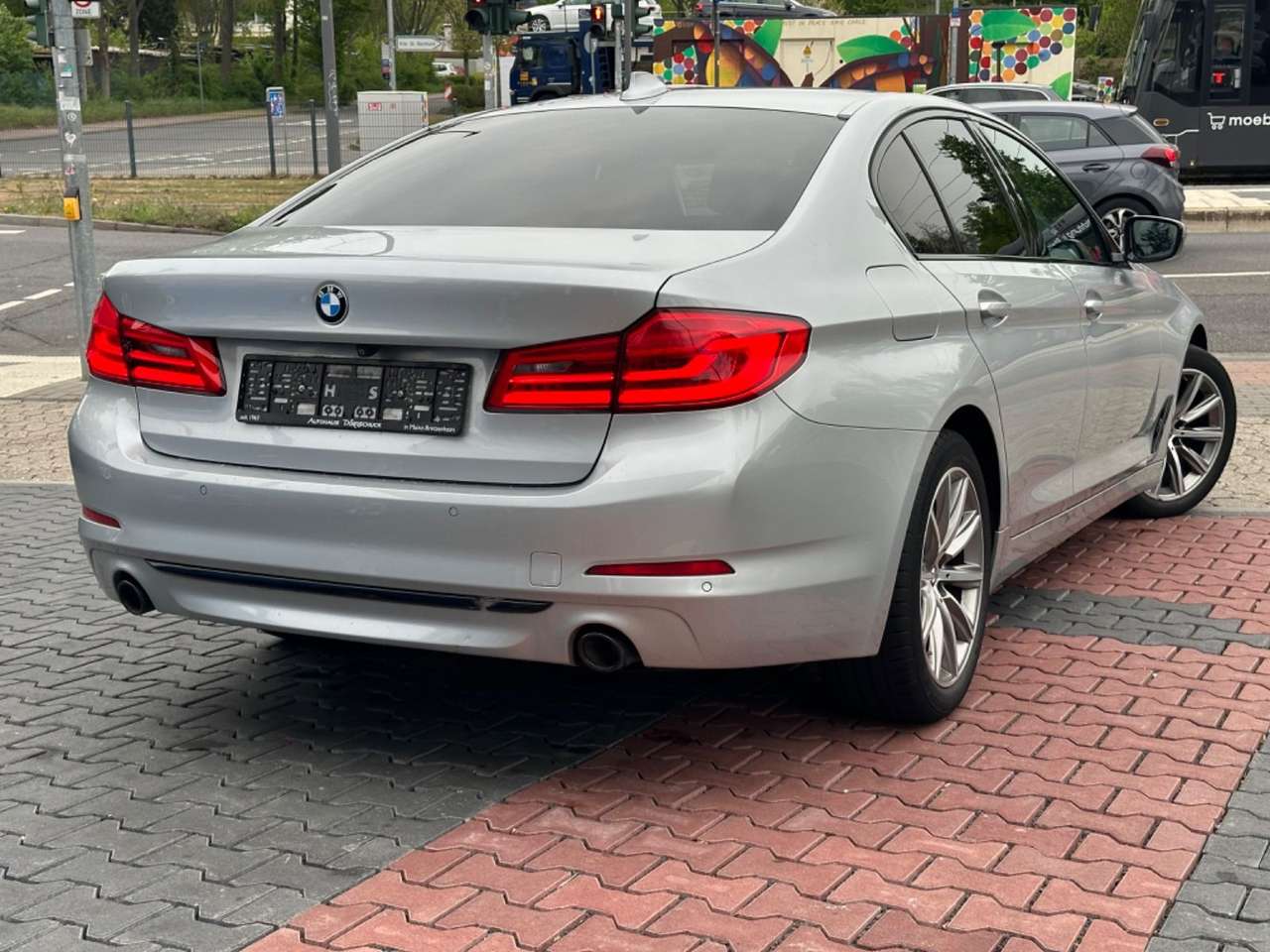 BMW 520  d ShadowLine LED Sportsitz RFK ab 299€/Monat