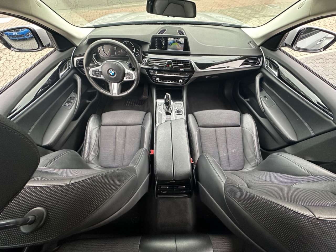 BMW 520  d ShadowLine LED Sportsitz RFK ab 299€/Monat