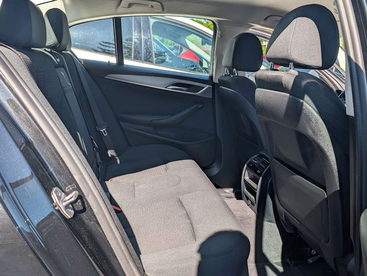 BMW 520  i Lim. Navi. PDC. LED. Sitzh.