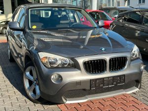 BMW X1  20d xDrive Automatik NAVI Becherhalter