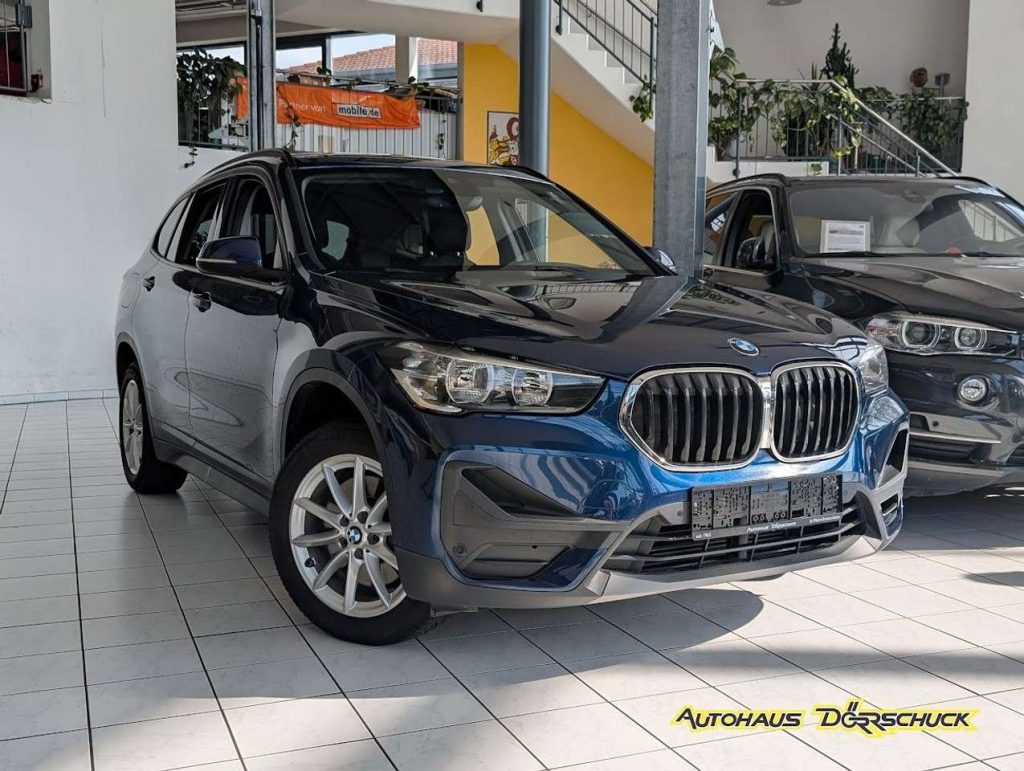 BMW X1  xDrive20i 4×4 NAVI Business Plus Anhängekuppl