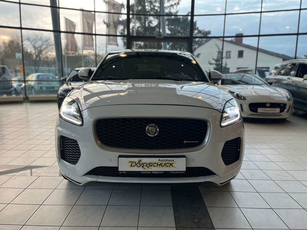 Jaguar E-Pace  E-PACE R-Dynamic S AWD Navi. Carplay. RFK