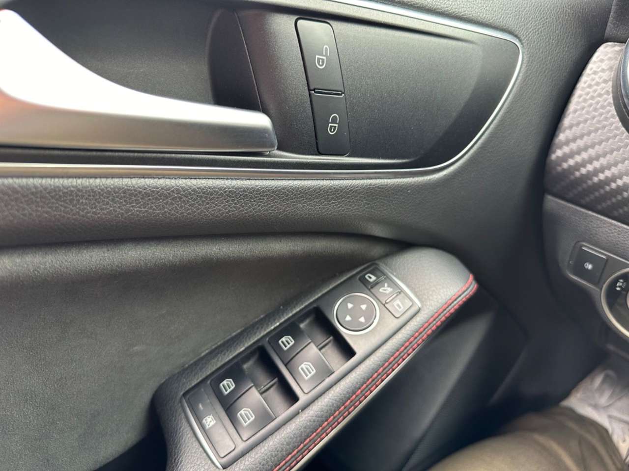 Mercedes-Benz A 200  A200d AMG 7G LED KAMERA NAVI KEYLESS 199€/Monat