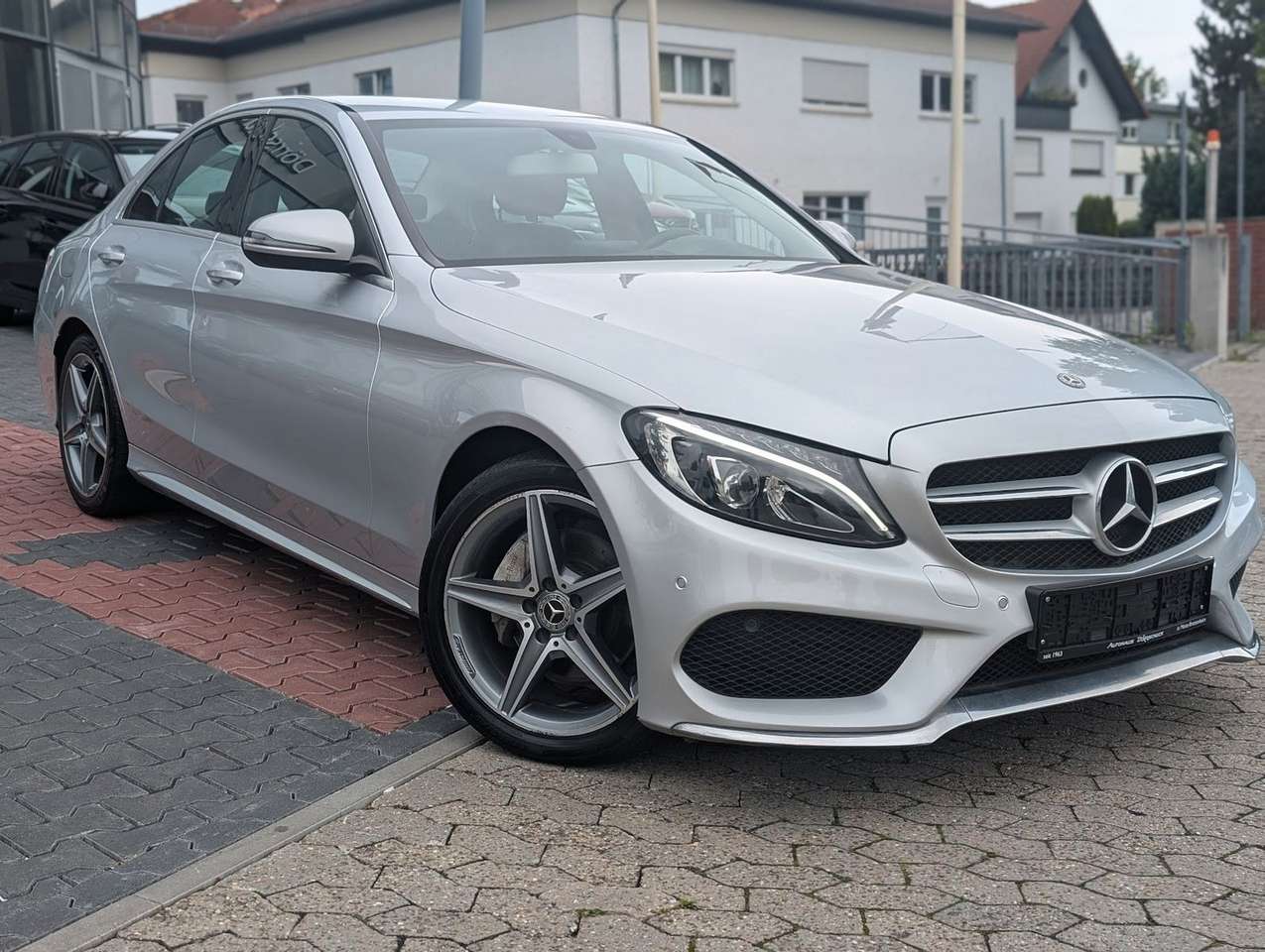Mercedes-Benz C 180  BlueTec / d Sitzh. Navi. LED. BT AMG Line