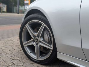 Mercedes-Benz C 180  BlueTec / d Sitzh. Navi. LED. BT AMG Line