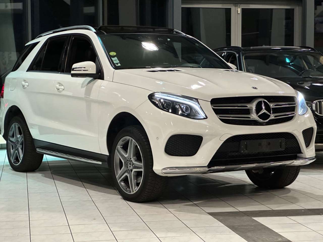 Mercedes-Benz GLE 350  GLE350d 4MATIC LED NAVI PANORAMA AMG 399€/Monat