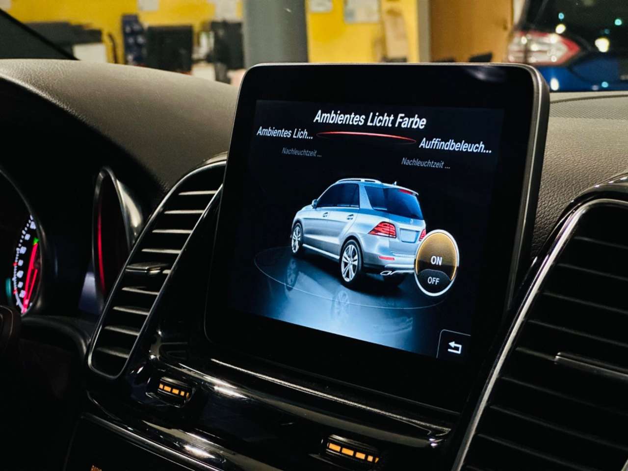 Mercedes-Benz GLE 350  GLE350d 4MATIC LED NAVI PANORAMA AMG 399€/Monat