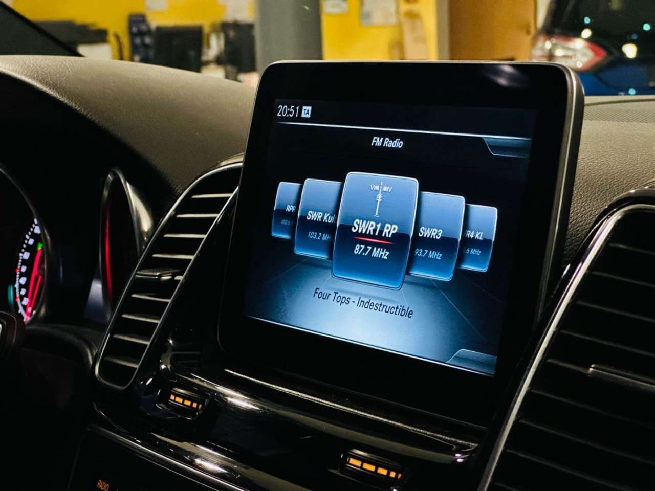 Mercedes-Benz GLE 350  GLE350d 4MATIC LED NAVI PANORAMA AMG 399€/Monat