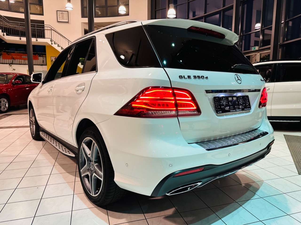 Mercedes-Benz GLE 350  GLE350d 4MATIC LED NAVI PANORAMA AMG 399€/Monat