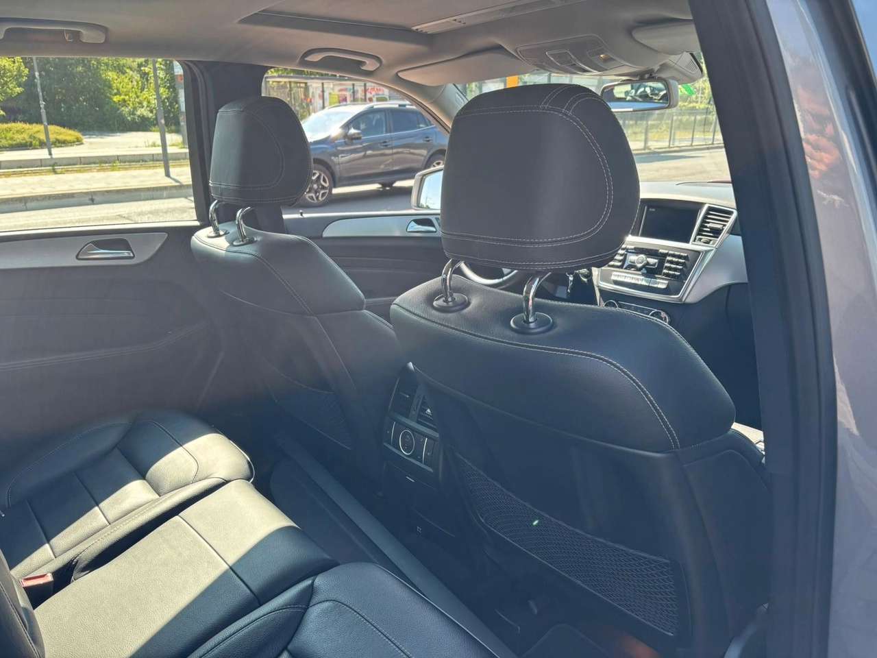 Mercedes-Benz ML 350  ML350 BlueTec Navi Schiebedach SitzheizungKamera