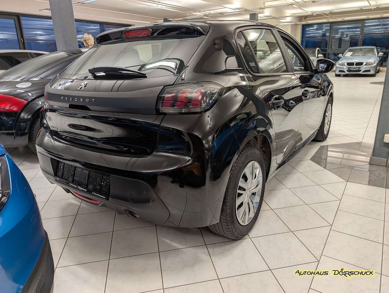 Peugeot 208  Like Bluetooth Klima TÜV NEU