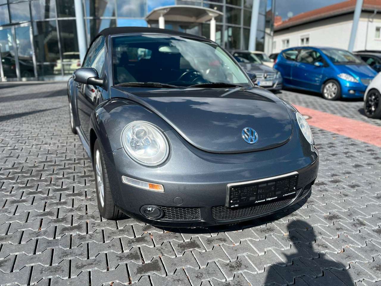 Volkswagen New Beetle  2.0 CUP Edition Sitzh. Klima. Radio