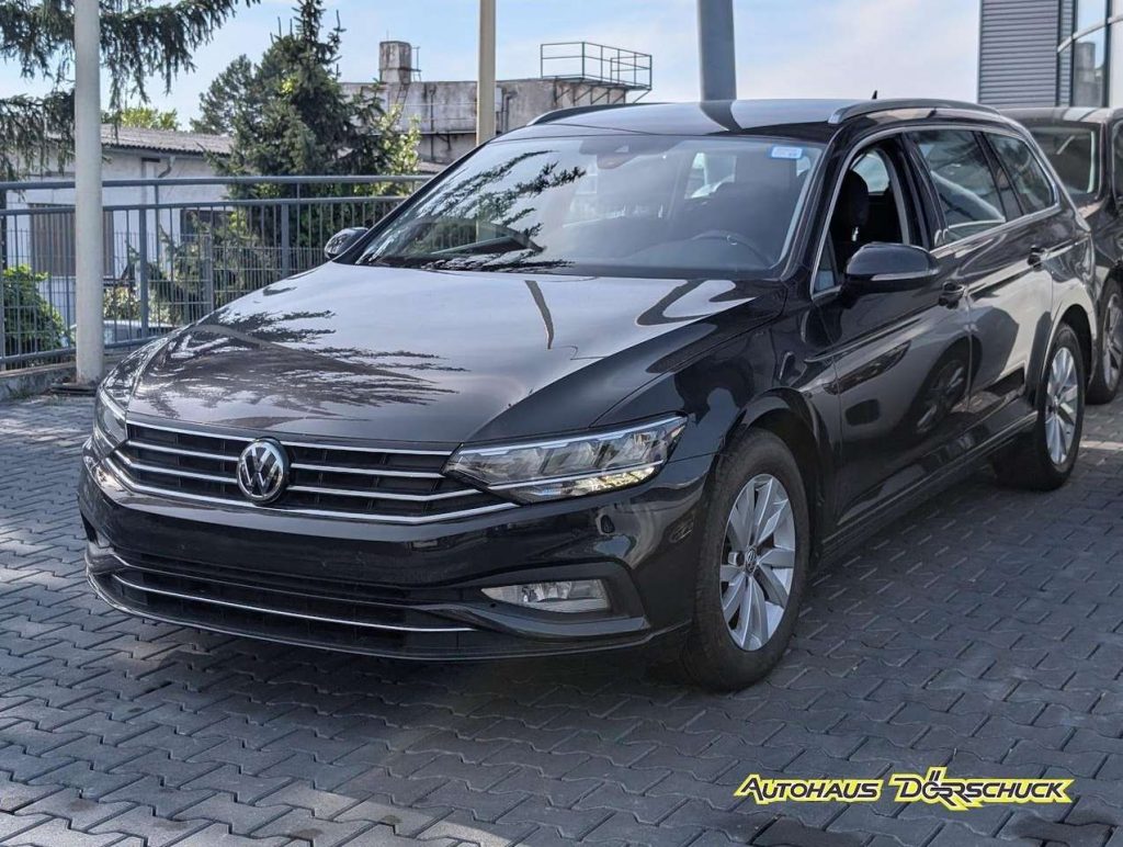 Volkswagen Passat  Variant Business DSG LED Kamera CarPlay