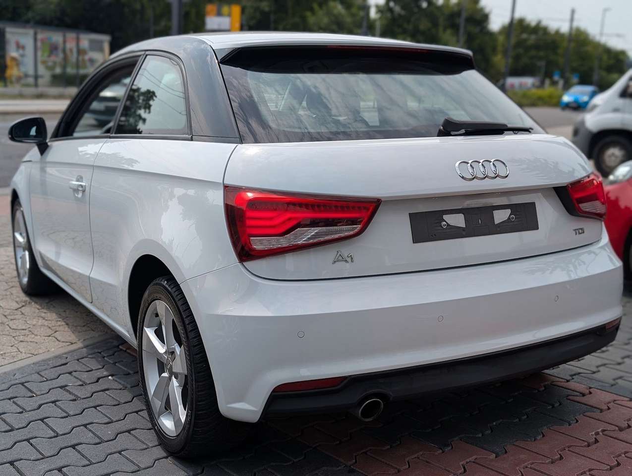 Audi A1  sport LED. PDC. Navi. BT. Sitzh. Klimaaut.