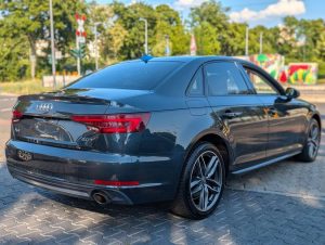 Audi A4  40 TFSI design S-Line. Schiebedach. Bi-Xenon