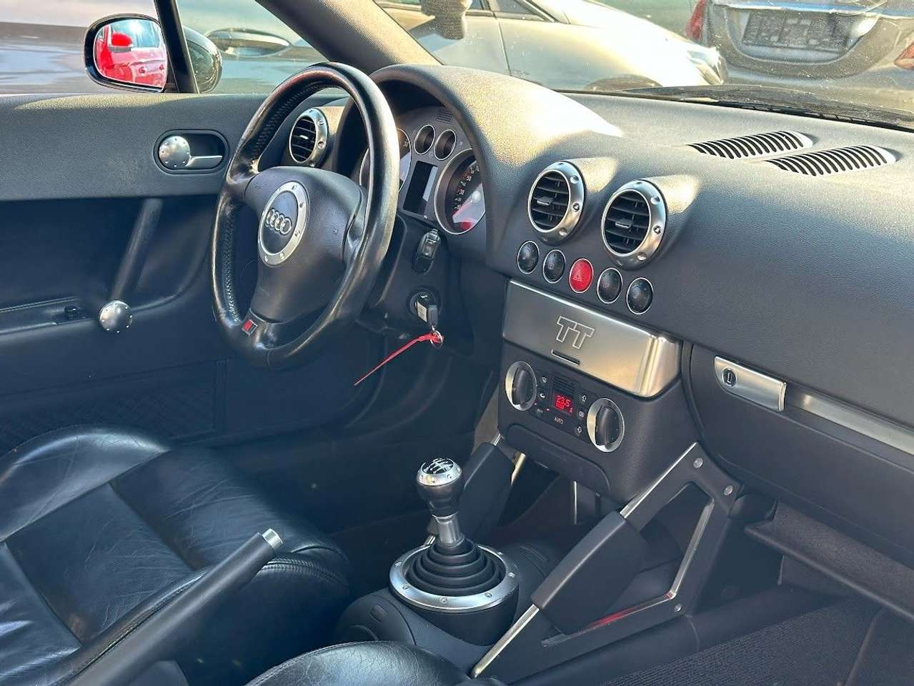 Audi TT  Coupe 1.8T quattro 2.HAND ORIGINALZUSTAND!