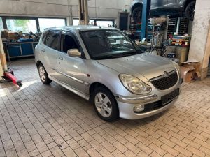 Daihatsu Sirion  1.0