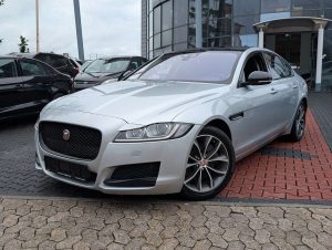 Jaguar XF  20d VOLLEDER Bi-Xenon. Navi **ESPRESSO**