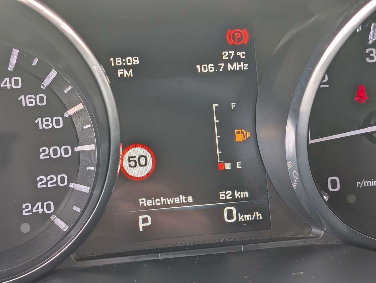 Land Rover Discovery Sport  SE AWD Sitzh. RFK. Klimaaut.Temp