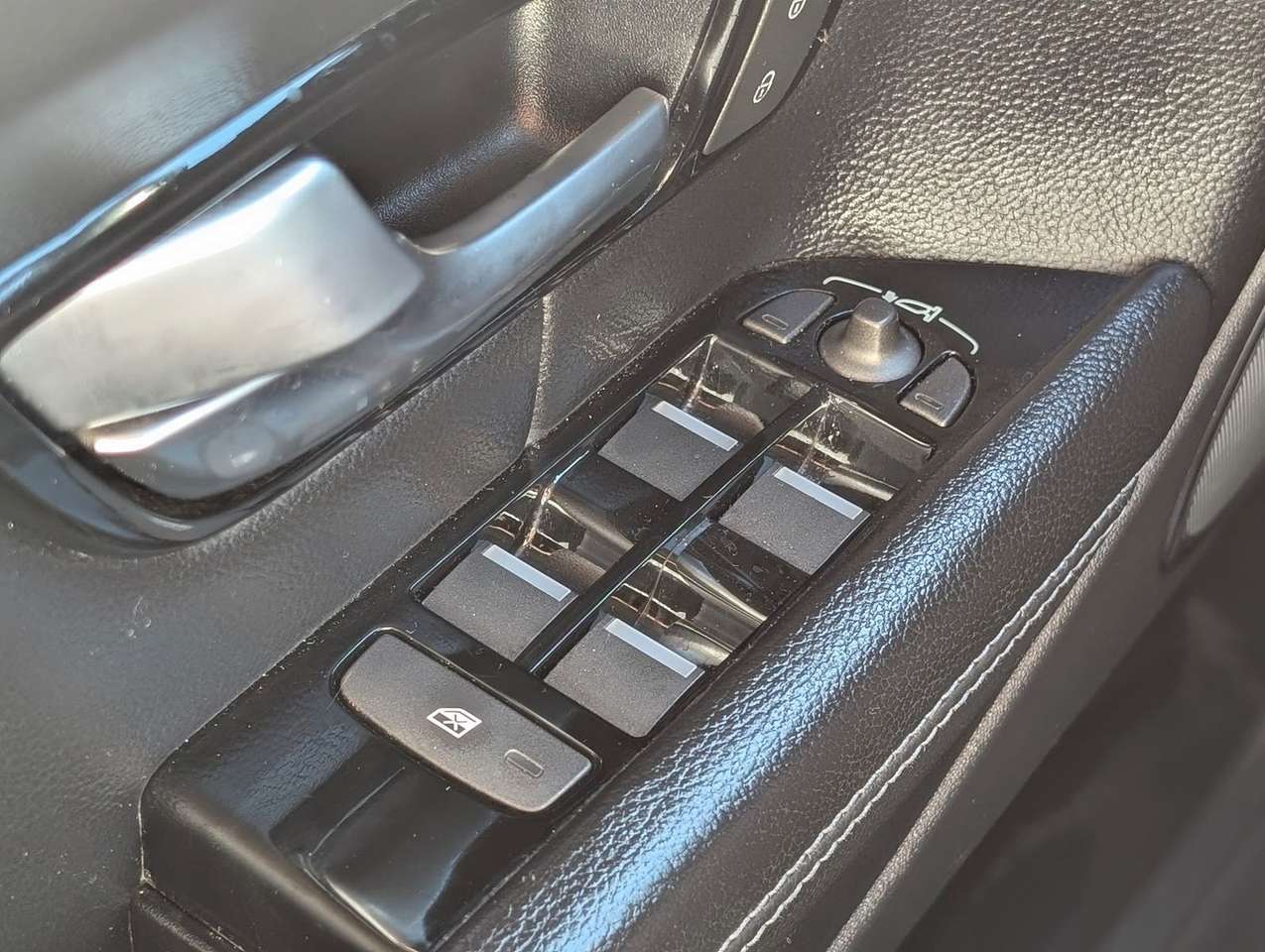Land Rover Range Rover Evoque  SE Dynamic Navi. PDC. RFK.