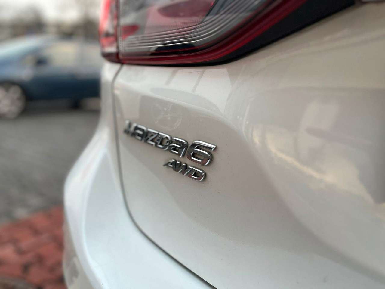 Mazda 6  2.2 D Kombi Nakama Intense Automatik 4×4