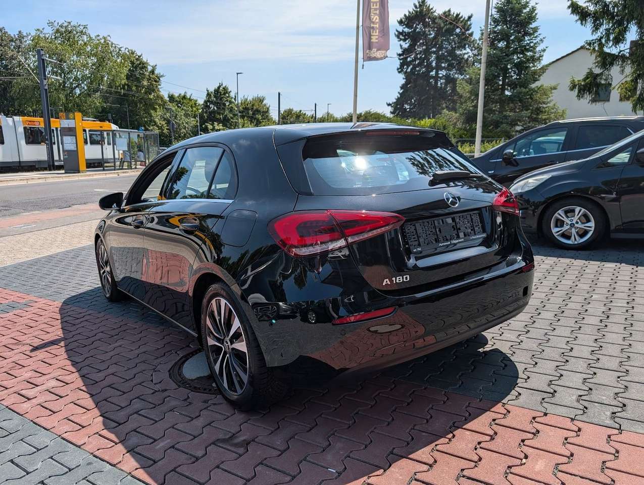 Mercedes-Benz A 180  Business Line. RFK. Navi. Klimaaut.