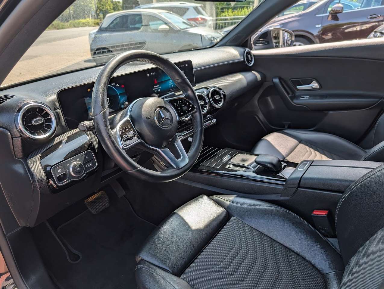 Mercedes-Benz A 180  Business Line. RFK. Navi. Klimaaut.