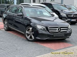 Mercedes-Benz E 400  E400d 4MATIC 9G LED AHK COMAND