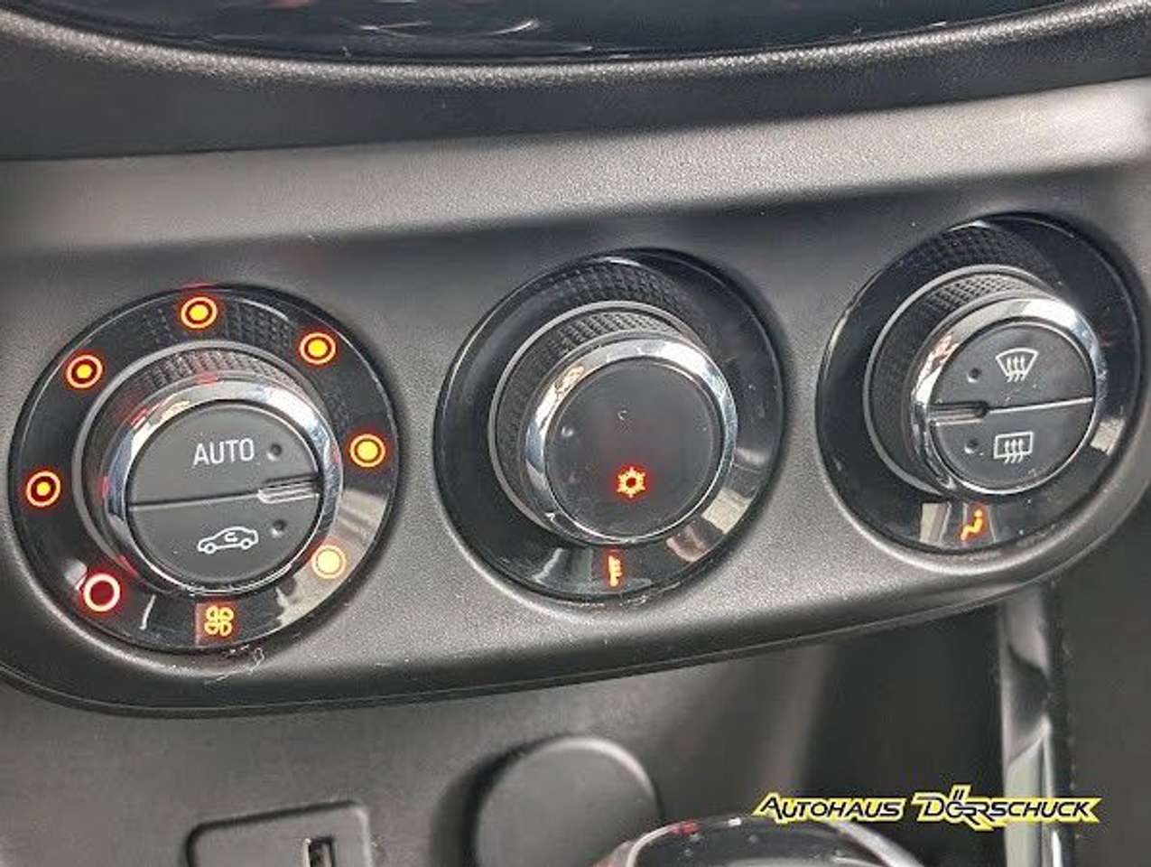 Opel Adam  1.4 Glam Automatik NAVI CarPlay Parkhilfe