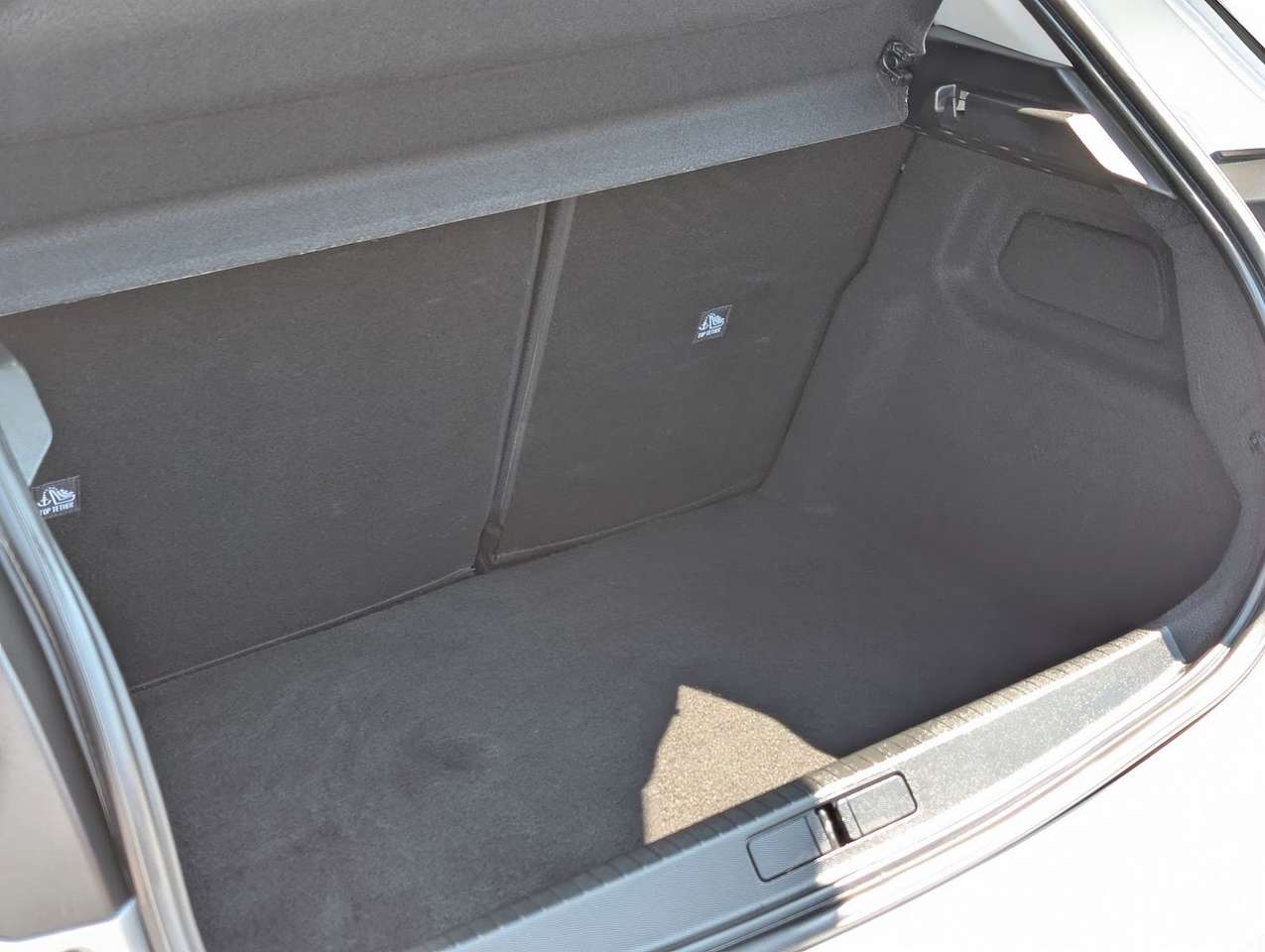 Opel Corsa  F Edition PDC. BT. 1 Hand. CarPlay.