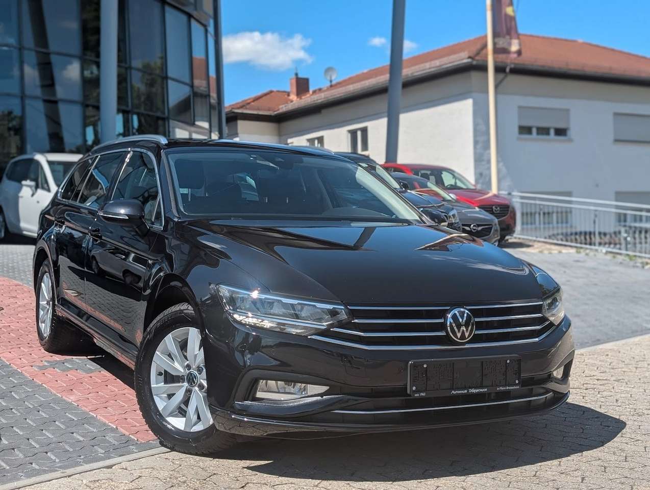 Volkswagen Passat Variant  Business Klimaaut. Temp. Navi.