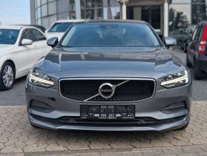 Volvo S90  2.0 D4 Momentum Automatik NAVI LEDER