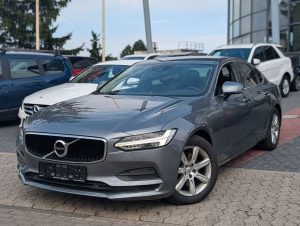 Volvo S90  2.0 D4 Momentum Automatik NAVI LEDER