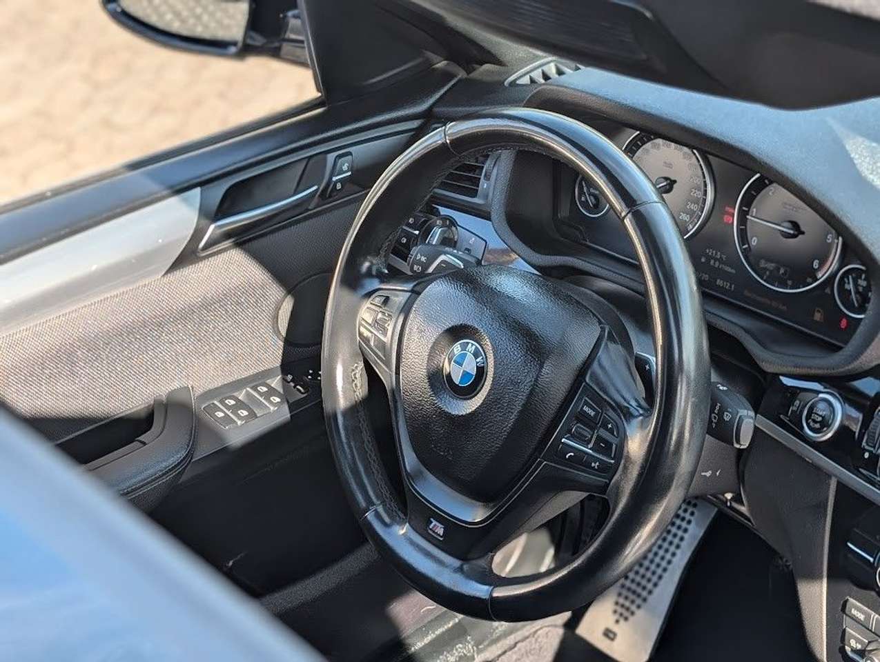 BMW X4  xDrive20d M-Paket. LED. Schiebedach. Navi
