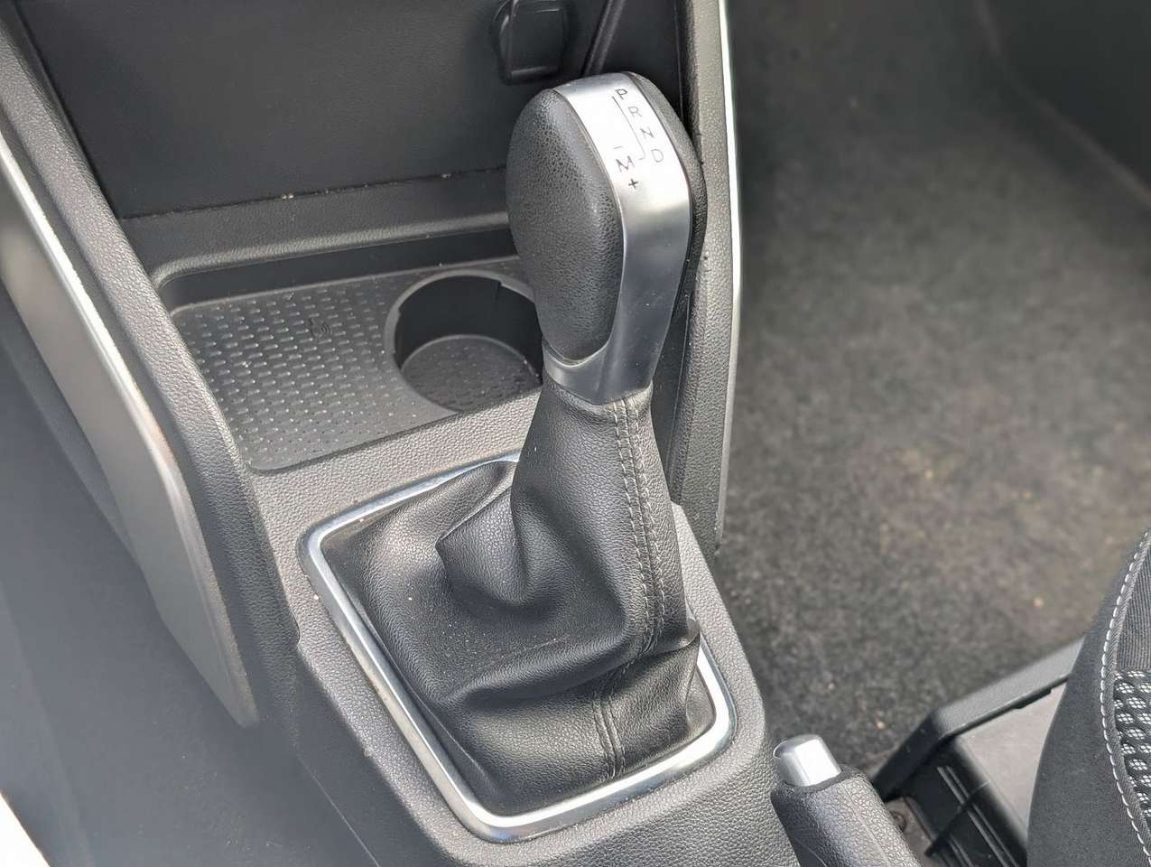 Dacia Duster  RFK. Navi. BT. Sitzh. Navi