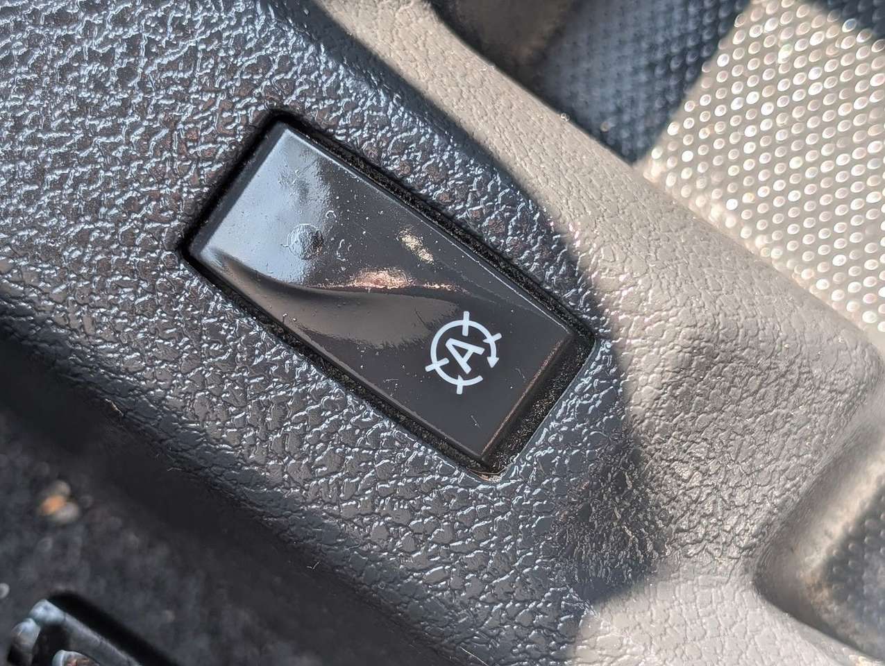 Dacia Logan  MCV II Kombi Laureate AHK. Navi. BT